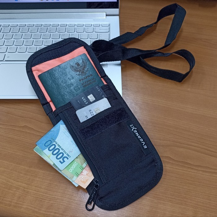 TAS SLEMPANG DOMPET PASPOR TRAVEL WALLET SAFETY POUCH EVERNEXT LYON