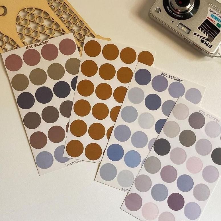 

[Halopolaroid] Sticker Dot Bulat Warna Warni Sticker Lavender, Blue, Random Brown, Brown 24 Pcs Best Seller