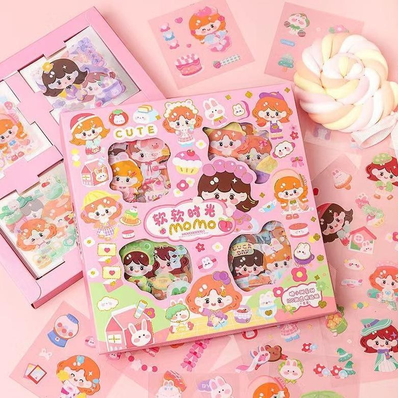 

1 Box Isi 100 Lembar Stiker Momo Barbie 2D Motif Kartun Korea Lucu Anti Air Dekorasi Handbook Botol Gratis Ongkir