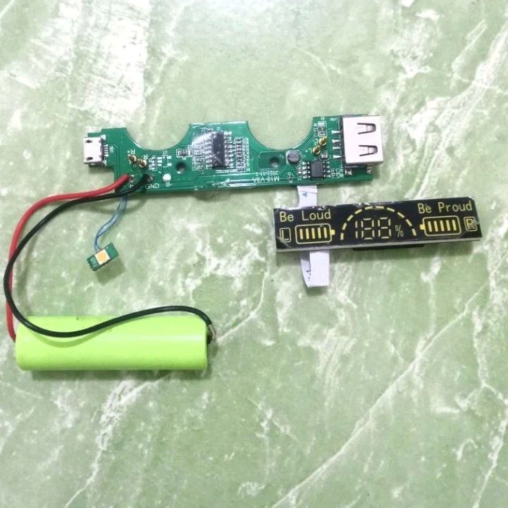 Mesin pcb charger baterai 3,7 volt - 5 volt indikator Digital Led plus baterai input colokan iphone 