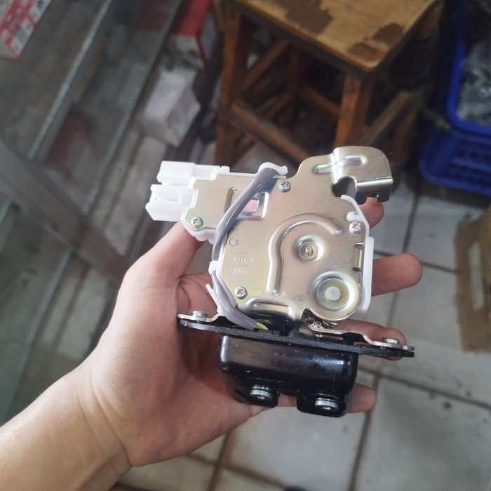 Door Lock Kunci Aktuator Pintu Belakang Bagasi Honda HRV Jazz RS GK5