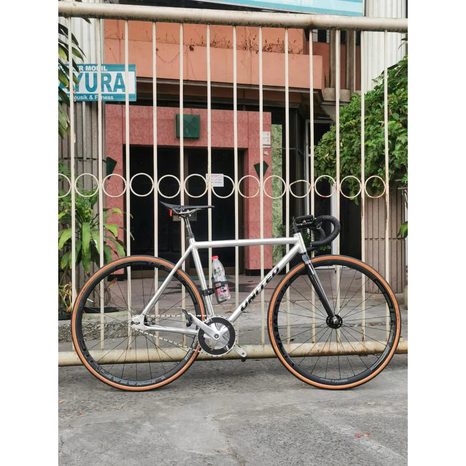 Velg Rims 700c Strummer HYPER30 Disc brake 20 24 28 32 hole Tubeless r