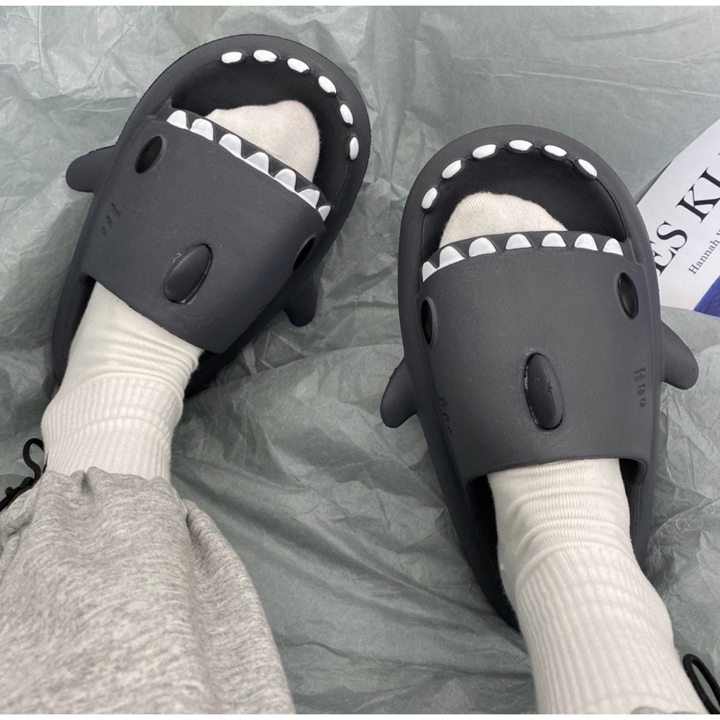 Sandal Hiu // Sandal Hiu Pria Dewasa Sendal Shark Wanita Premium Sandal Baby Shark Karakter Kids