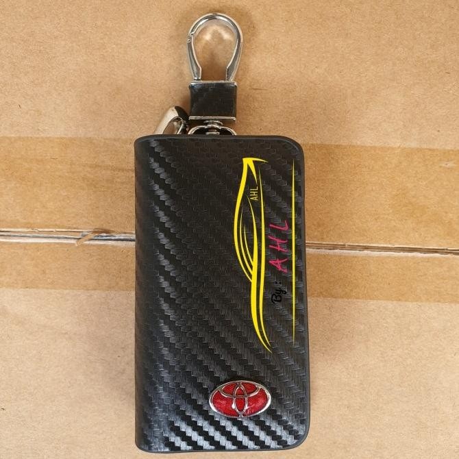 Dompet Stnk Mobil Motif Carbon Toyota / Gantungan Kunci Carbon Toyota