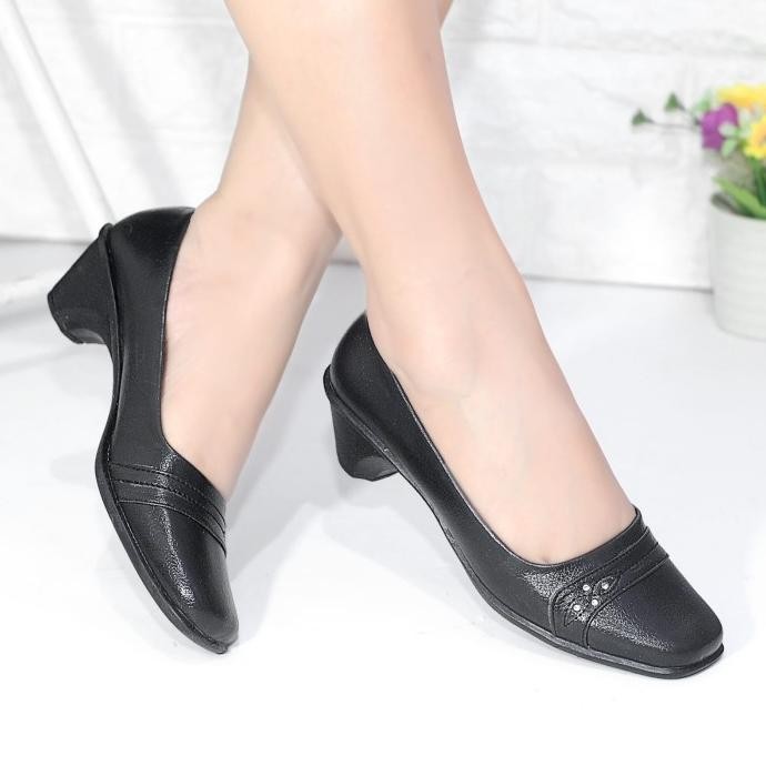 Sepatu Pantofel Wanita High Heels Cewek Bigsize Oversize Jumbo 37 - 41