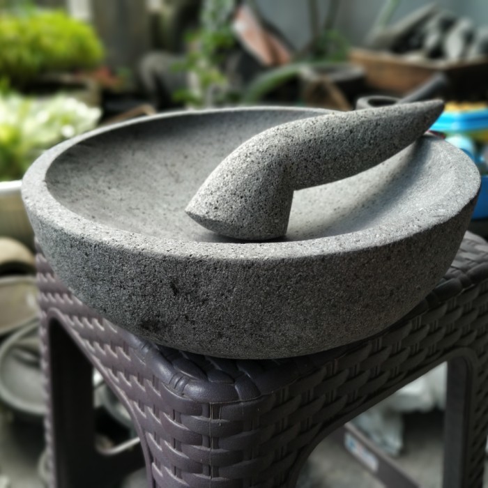 Dheao Cobek Cekung Mangkok D25Cm T7-8Cm + Ulekan Cembung: Batu Kali Pori