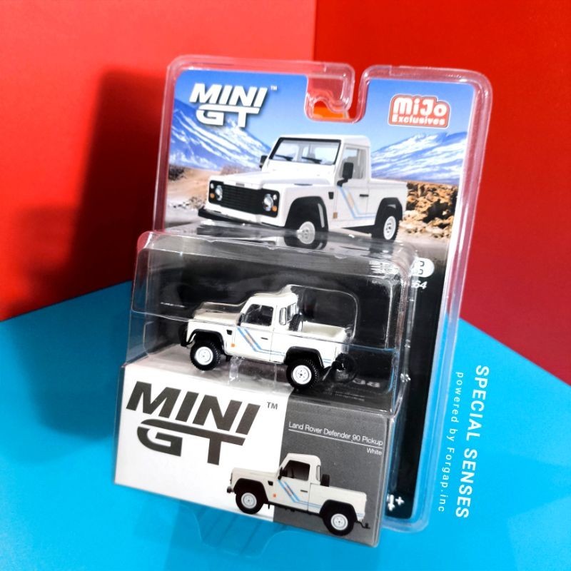 Mini GT 338 Land Rover Defender 90 Pickup White Blister