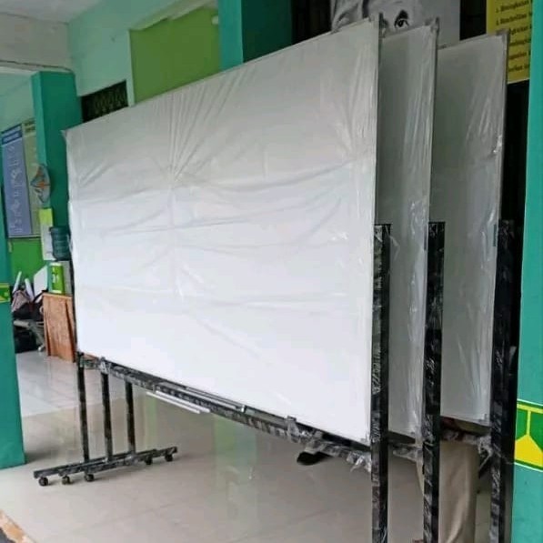 

Papan tulis / Whiteard DAIKI Magnet Single face stand uk 120x240 Cm