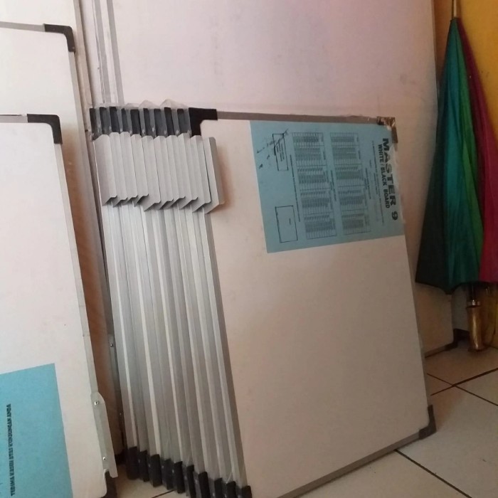 

papantulis whiteard gantung 60 x 90cm