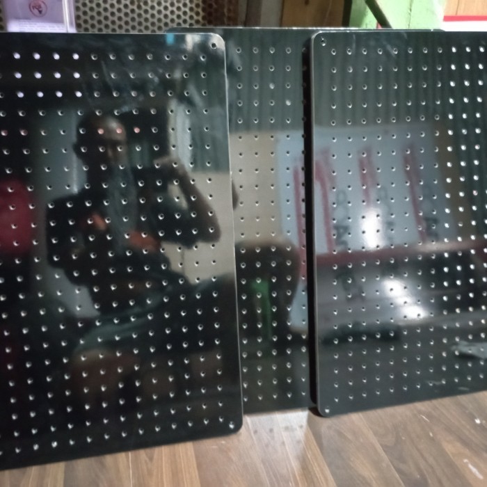 

Papan Lubang ACP