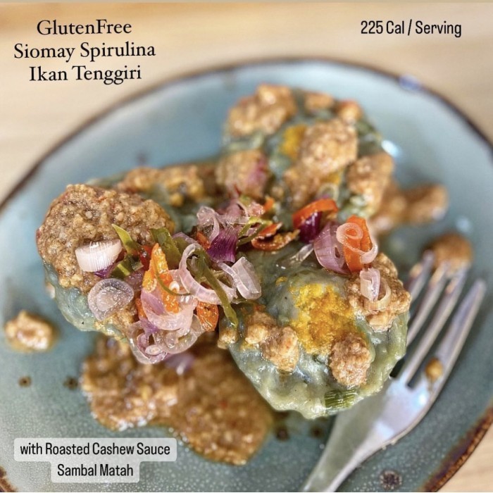 

TERPERCAYA GlutenFree Siomay Spirulina Ikan Tenggiri (3 pieces)