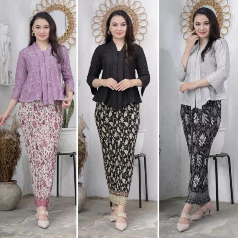 By05 Setelan Kebaya Modern Floy Kutu Baru Brokat Dan Rok Plisket Batik Panjang Dewasa / Baju Kebaya 