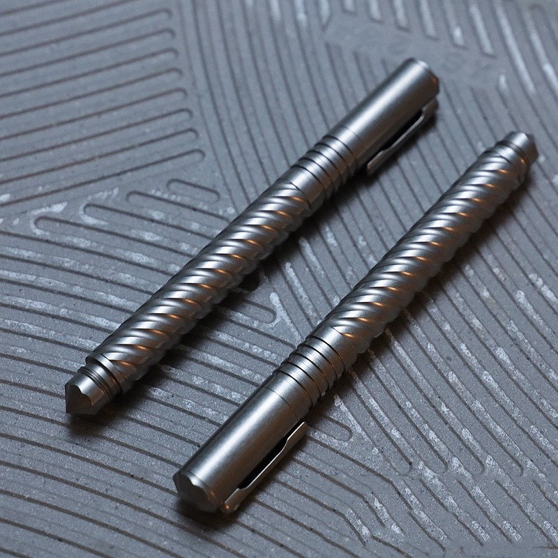 

CNEDC Pena Spiral Senapan Penuh Pena Gel Pena Titik Bola Tujuan Ganda 2-In-1 Stylus Aloi Titanium Dapat Dipertukarkan