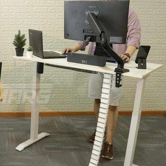 

HARGA DISC - LONG CABLE MANAGEMENT | BELALAI KABEL PANJANG FEMARG | PROTECTOR KABEL