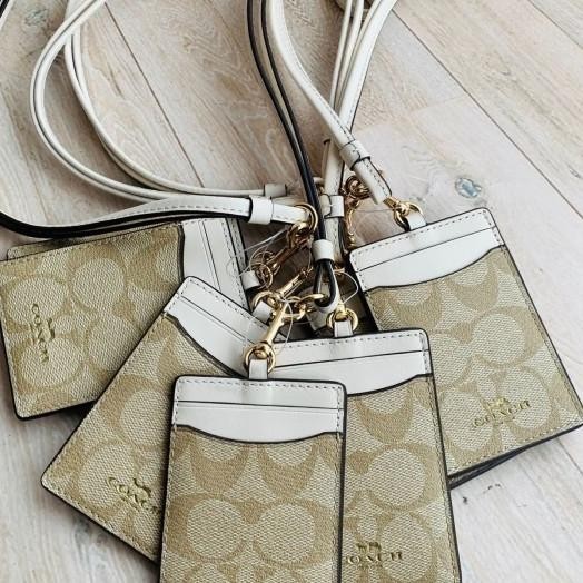 

Tempat Kartu Nama Lanyard Name Tag