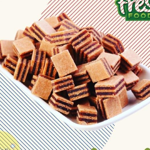 

Permen Asam Sanca Kotak Lapis Haw Flakes Candy Square Box Cubic Asem