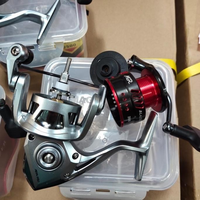 Reel Maguro Blazer 2000 2500 3000 Power Handel