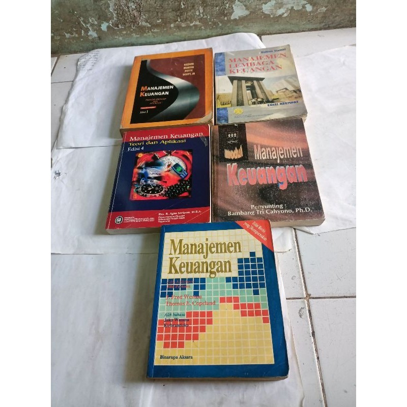 MANAJEMEN KEUANGAN, MANAJEMEN LEMBAGA KEUANGAN