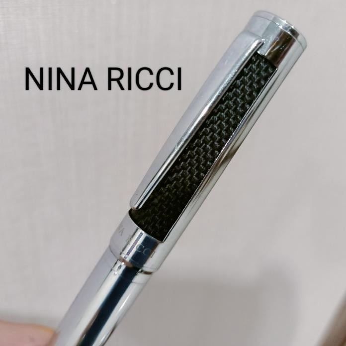

PENA NINA RICCI ORIGINAL