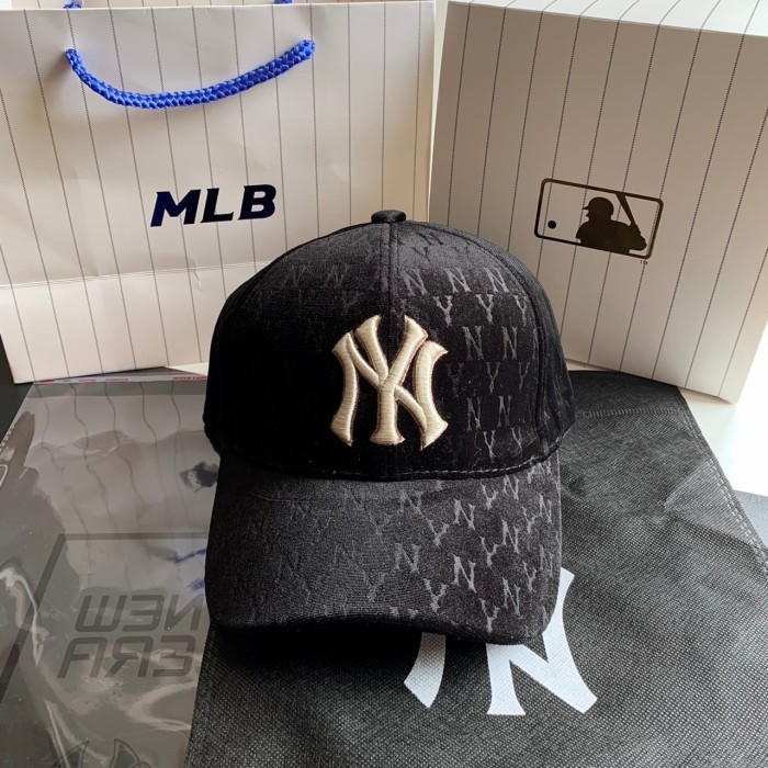 Topi Mlb X New Era Suede New York Yankees