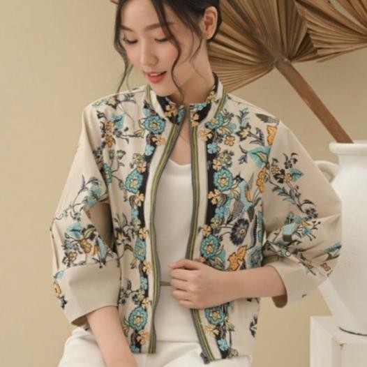 Outer Batik Wanita C Ter Etnik Is