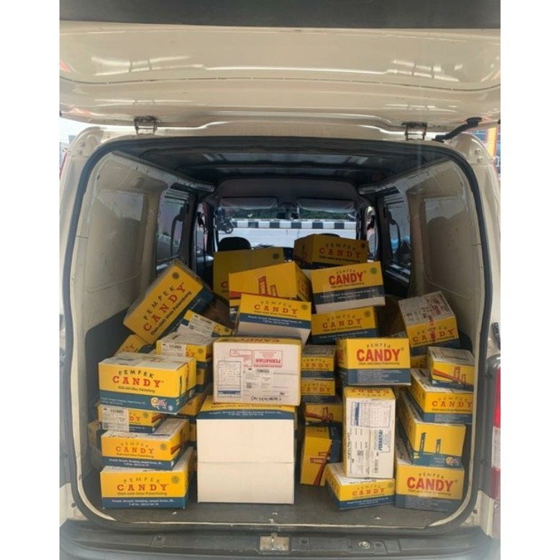

PEMPEK CANDY PAKET RP 330.000 ISI BESAR / PEMPEK PALEMBANG MPEK MPEK CANDY ASLI ASLI PALEMBANG