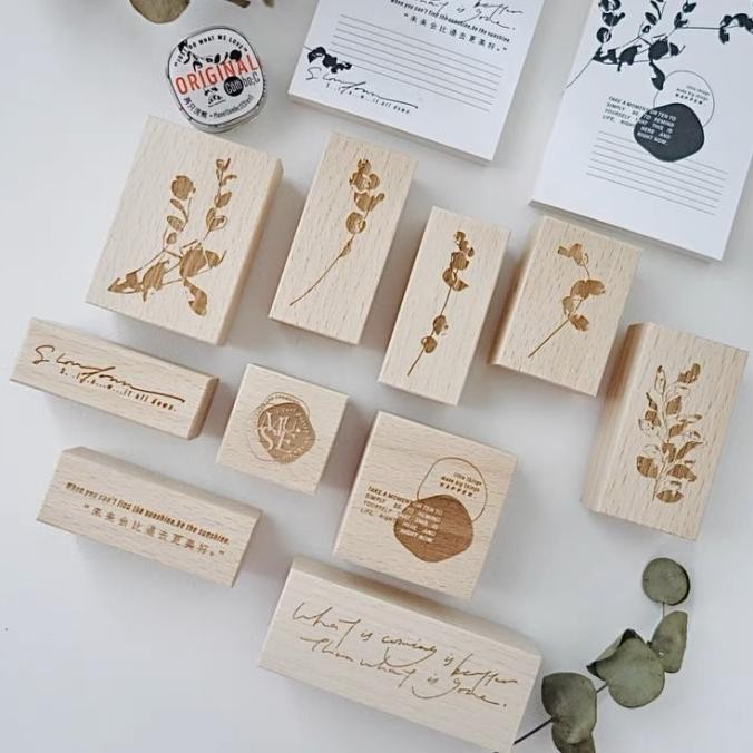 

Special Price!! Sissi Sound Of Leaves Rubber Stamp