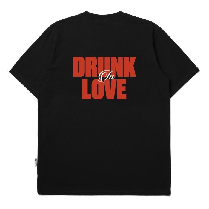 Insurgent CS--3XLub - Tshirt Kaos Drunk In S--3XLove BS--3XLack S--3XS--3XL