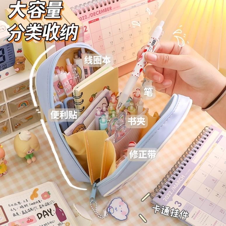 

Ter-98 (Sanrio Unique 23) Free Gantungan Kotak Pensil Aesthetic / Tempat Pensil Transparan Lucu Big Sale