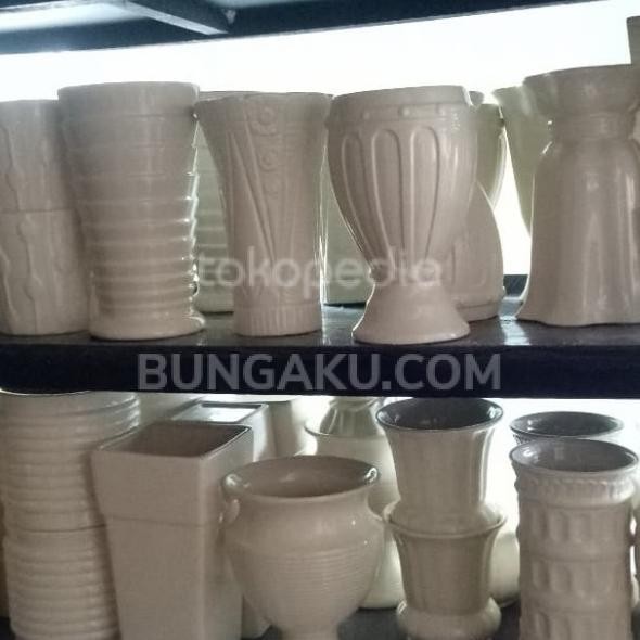 Vas Kerak Putih / Vas Bunga