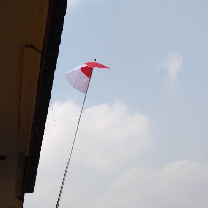 

Terlaris TIANG BENDERA MERAH PUTIH GALVANIS ANTI KARAT 3 METER 2 KLEM 4 PAKU SALE