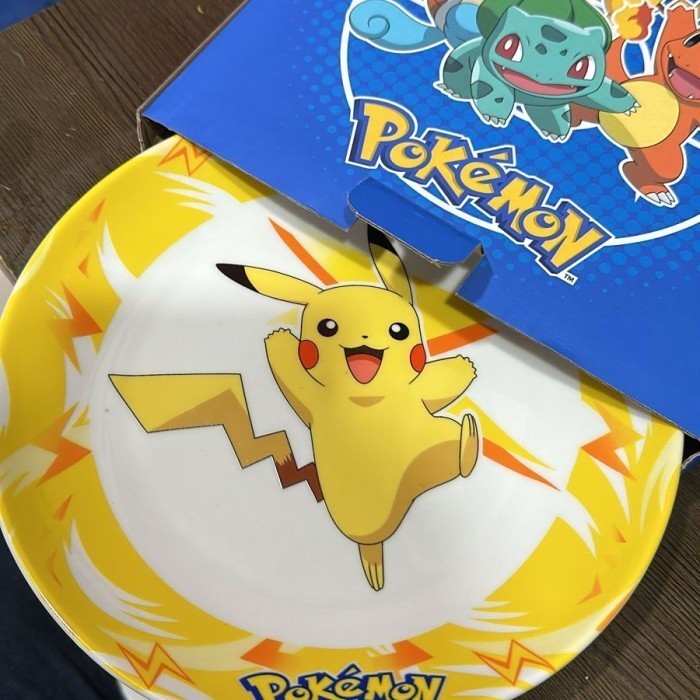 Ede Piring Pikachu Limited Oreo