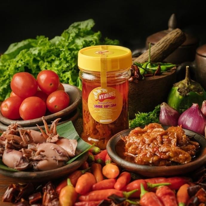 

Nyambel Baby Cumi - Sambal Baby Cumi 150ml - Nyambel.idn GS1