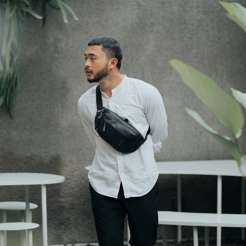 Exclusive Torch Aichi Tas Pinggang Selempang Unisex