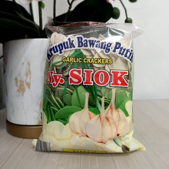 

KOMPLIT Kerupuk/Krupuk Bawang Ny Siok 500gr pins snack