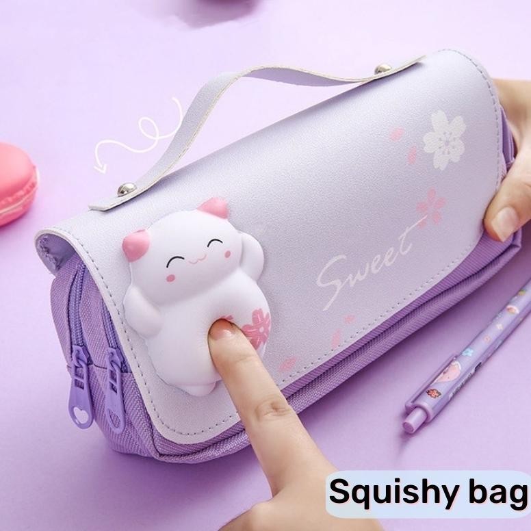 

Sale Tempat pensil squishy cute Tas pensil multifungsi dekompresi Kotak pensil lucu besar unik Pencil case 3D cute waterproof Untuk sekolah kantor pelajar Large capacity pencil bag Kotak pensil anak Handle design Murah