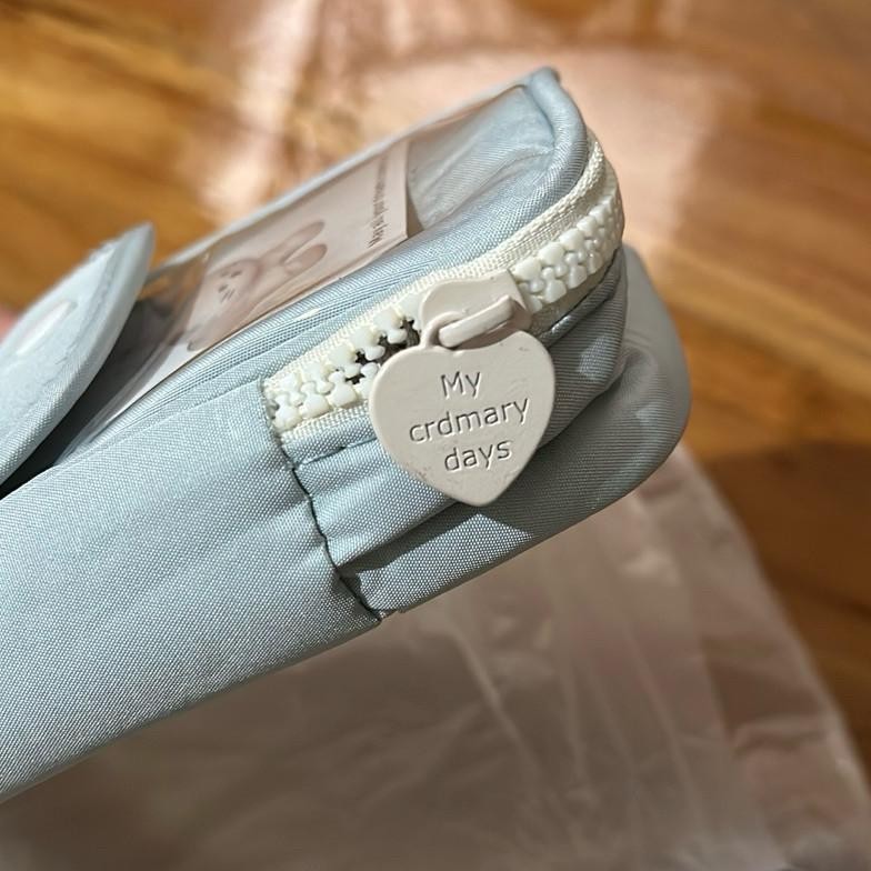 

IQR-914 Pencil case tempat pensil retro heart zipper large capacity stationery cosmetic pouch Terlaris