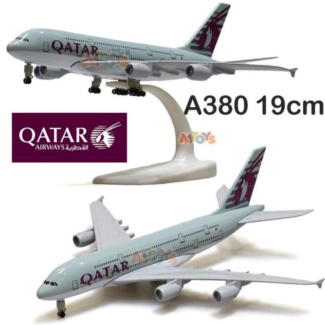 Diecast Pesawat Lion Air Boeing B737-900Er 19 Cm 1:200 Unik Real