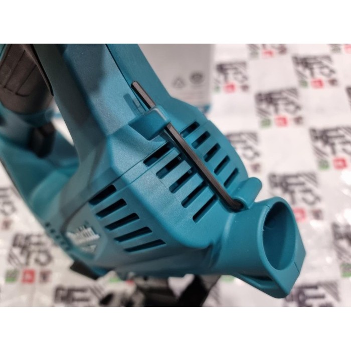 Mesin Gergaji Jigsaw Maktec Mt431