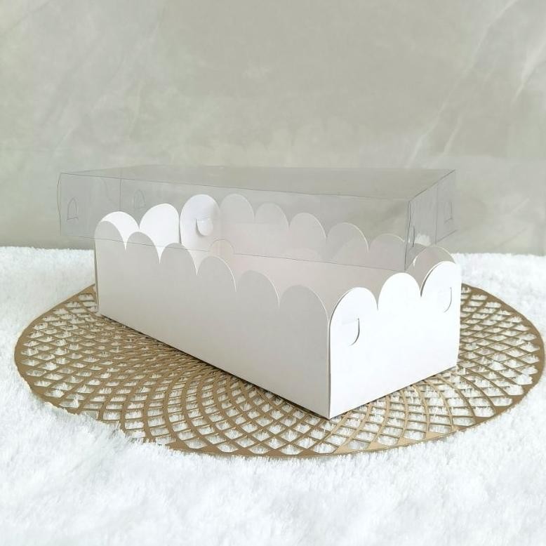 

Best Seller BOX MIKA PUTIH - DUS KUE - KOTAK - KARDUS 25x12x8 (ISI : 10 PCS) Termurah