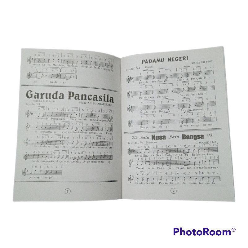 

Buku Lagu Wajib Nasional Daerah