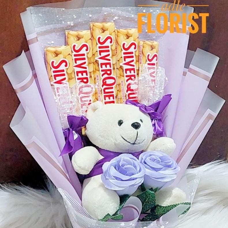 

ukd- BUKET COKELAT / GIFT WISUDA / BUKET BUNGA / SILVERQUEEN / BUKET SILVERQUEEN / BUKET SNACK / KADO WISUDA / GIFT ULANG TAHUN / KADO ANNIVERSARY / BUKET COKLAT / KADO NIKAHAN / KADO WEDDING Berkualitas