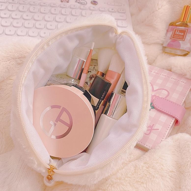 

It34 Tempat Pensil Bulu/ Pouch Make Up Bulu Motif Large Murah