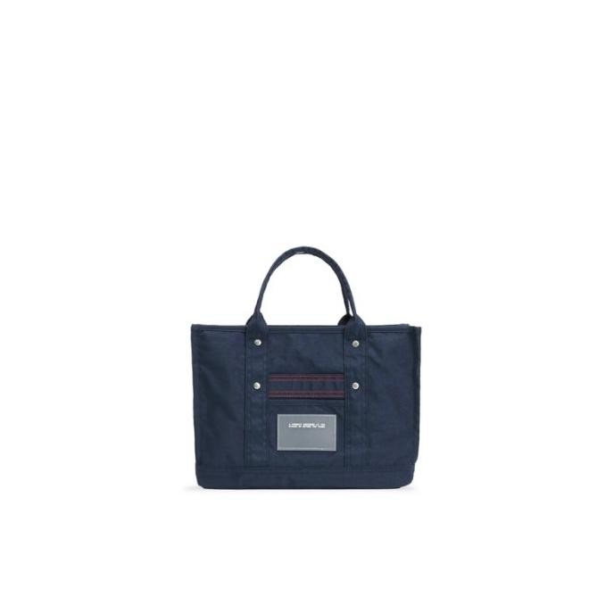 Beyond The Vines Btv Crunch Carryall 01