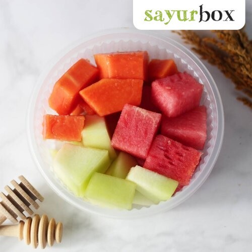 

Ijo-Ijo Kitchen Seasonal Fruit Bowl 300 gram Sayurbox