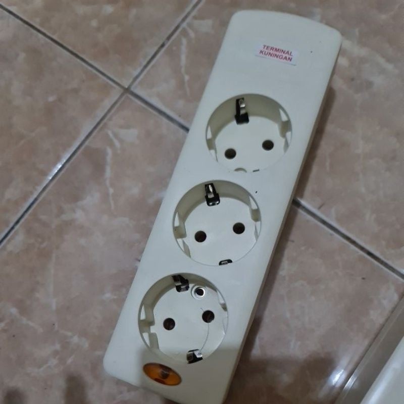 DEXICON Stop Kontak Switch On Off tanpa Kabel