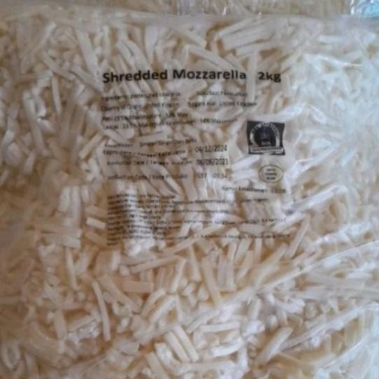 

Anchor Mozzarella Shredded/ Keju Mozarella Parut Anchor 1 Kg