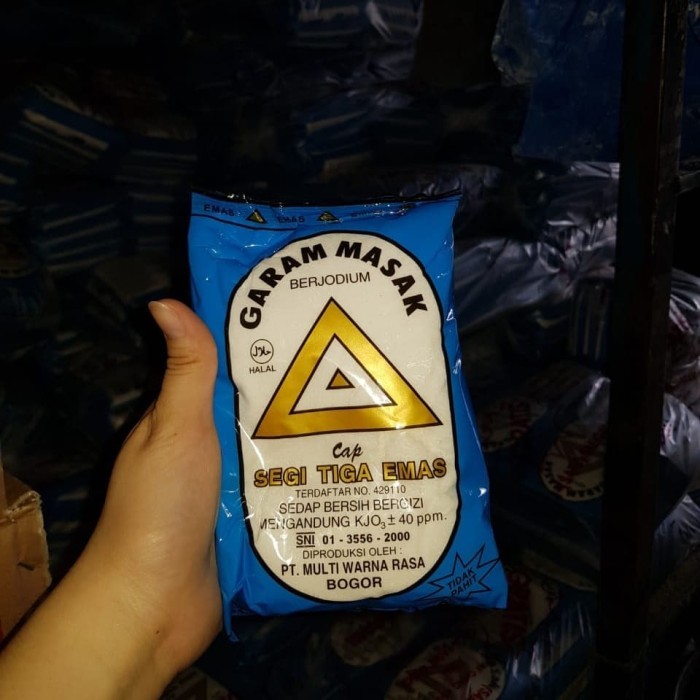 

Garam Segitiga Emas - 500 Gr / Bal - Adelineez