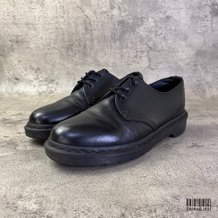 DR. MARTENS 1461 MONO BLACK EX DISPLAY