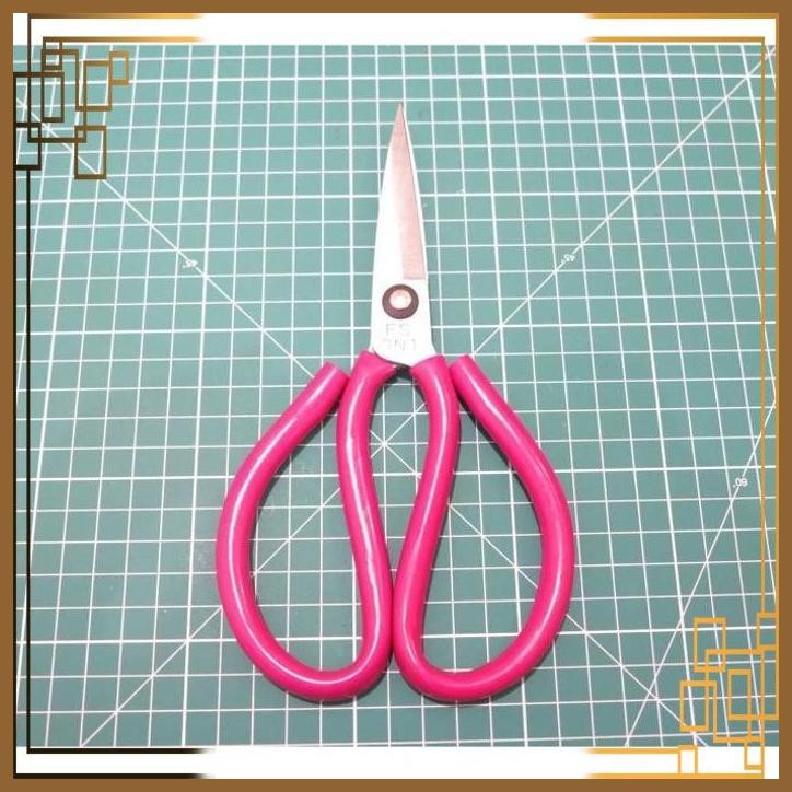 

[SGW] GUNTING KODOK FS GN1 / GUNTING KAIN / GUNTING KULIT